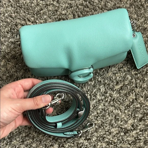 Coach Pillow Tabby 18 Bag - Picture 3 of 6